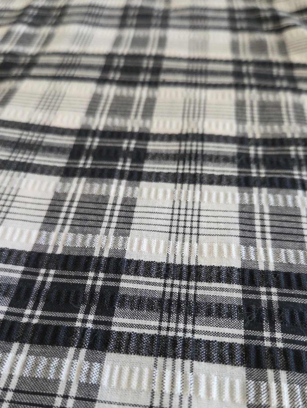 Vintage Texture Plaid Black-Grey-White Lightweight Cotton SEW Fabric 2.1 Yards